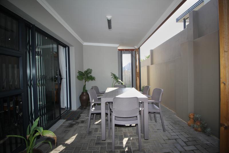 3 Bedroom Property for Sale in Reebok Western Cape